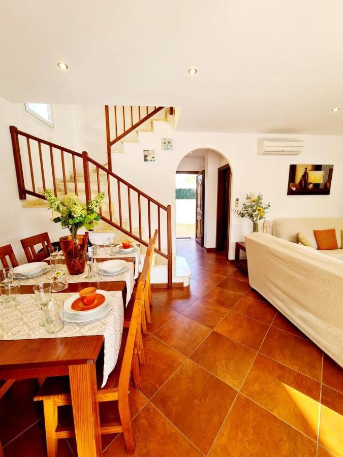 Villa Lorena Sa Caleta Eksteriør billede