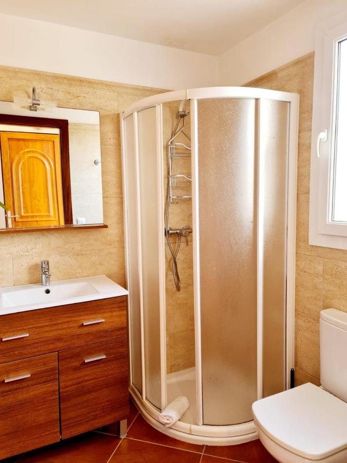 Villa Lorena Sa Caleta Eksteriør billede